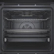 Kép 3/6 - Whirlpool WOI5S8HM1SBA Fekete üveg, finoman csukódó sütőajtó ,  MF8, SmartClean (hidrolitikus) sütőtisztítás, "A+" teleszkópos sütősín, 73 liter