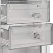 Kép 5/6 - WHIRLPOOL WHFF6403W4E 70 cm széles Fagyasztószekrény NoFrost , E , 404L , fehér készülékszín, inverter kompresszor, digitális külső kijelző, állítható hőmérséklet -20°C- +4°C (hűtőszekrénnyé alakítható), 6 fagyasztófiók + 2 fagyasztó polc + 2 ajtórekesz, 