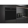 Kép 8/9 - Hisense BAS614P8B MULTIFUNKCIÓS SÜTŐ - GŐZFUNKCIÓVAL 17 mód ProGrill, Sabbath,  AirFry+, Pizza, FrozenBake. SteamAddPro  77 liter HomeMadePlus, színes TFT kijelző, "A+"  PIROLITIKUS tisztás, GentleClose GentleOpen HÚSMAGHŐMÉRŐ, AirFry tepsi, tel