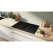 Kép 3/9 - BOSCH PVS81AB16E CombiInduction üvegkerámia főzőlap beépített páraelszívóval ,  Matt Design felület ,  Serie4 ,  80cm ,  Keret nélküli kivitel ,  4 indukciós főzőzóna, ebből 2 összekapcsolható CombiInduction zóna ,    622 m3/h