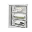 Kép 5/5 - Whirlpool WHK2 5292 B4E Beépíthető kombinált hűtő 270L (194/76), E , Elektronikus vezérlés HomeWhiz WIFI+BLE támogatás, Adaptív hűtés akár 20%-os energiamegtakarítással,  csúszópántos zsanér (sliding), 10 év kompresszor garanciával, 177,5x54x55cm