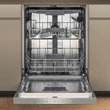 Kép 3/6 - Whirlpool WH7PC15B4M60 Beépíthető Inox kezelő paneles mosogatógép, "C" , 15 teríték, 9,5 l , 10 program, MaxiSpace, flexibilis 3. evőeszközfiók, 6. Érzék technológia, PowerClean Pro,  NaturalDry automatikus ajtónyitás, Öntisztító program, 44 dBA