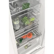 Kép 4/8 - Whirlpool WHC20T573P Beépíthető kombinált hűtő, 212/68 l , D , 6. Érzék Freeze Control, Total No Frost, Metal Multiflow, PUSH TO OPEN rendszer,  LED prémium világítás, digitális kijelző, palacktartó, FreshBox+, Deli Box,  32 dBA, 193,5x54x54,5 cm