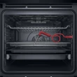 Kép 5/5 - Whirlpool WOI68PT1SBAC Fekete üveg, finoman csukódó sütőajtó , MF8, PIROLITIKUS és HIDROLITIKUS tisztítás, "A+", Assisted kijelző (magyar nyelvű, érintőszenzoros), Connectivity, teleszkópos sütősín, 73 liter