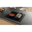 Kép 3/6 - Whirlpool WTX6019DCF"i300" indukciós főzőlap, 60 cm, élcsiszolt, Clean Protect üvegkerámia felület, 4 főzőzóna, összekapcsolható zónák (FlexiZone 2x), Slider kezelés, 6. Érzék, Power Management, Booster, Gyerekzár