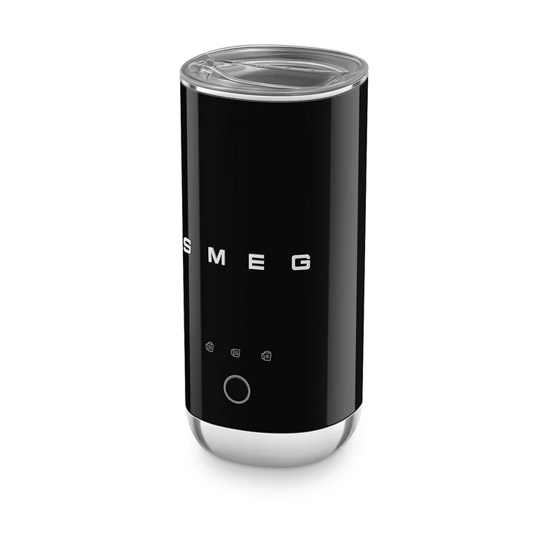SMEG Kompakt tejhabosító, retro, fekete