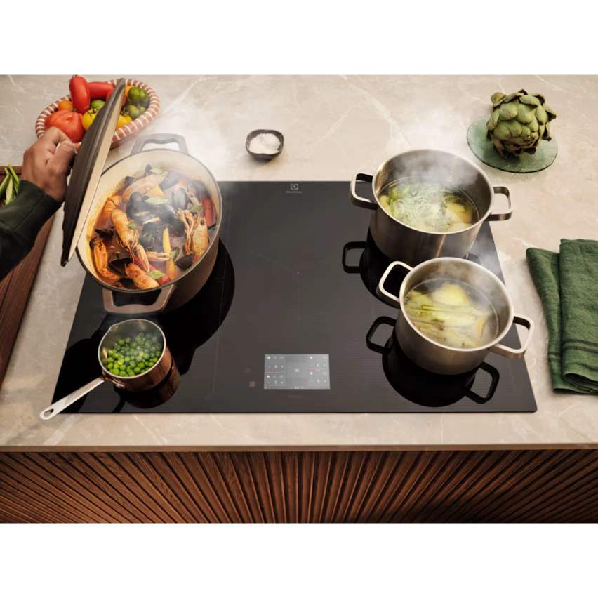 Electrolux EIS6949 SensePro beépíthető indukciós főzőlap,FlexiBridge funkció, Hob2Hood, maghőmérő, 60 cm