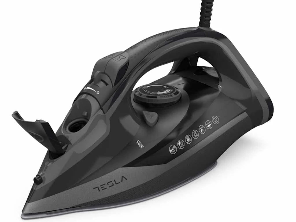 Tesla IR380BA gőzölős vasaló, 2800W, kerámia talp